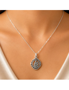 Collar Virgen del Carmen 22 mm chapado en plata 2