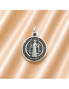 Medalla de San Benito 16 mm / 20 mm chapada en plata