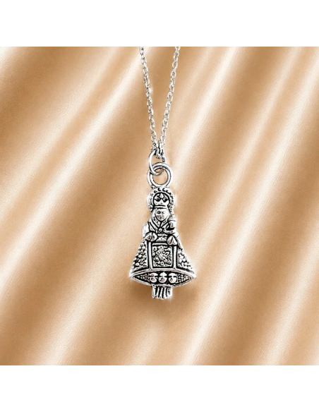 Collar Virgen de Covadonga 19 mm chapado en plata