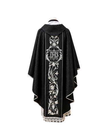 Casulla Réquiem Negra Bordada | Casulla para Difuntos y Funerales