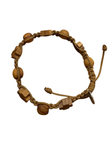 Pulsera artesanal de madera de olivo con cruces y medalla de San Benito ajustable