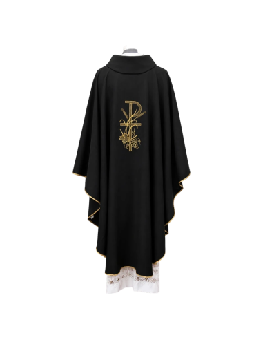Casulla Crismón Negra | Casulla para Funerales Bordada