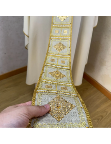 Gloria Dei Ivory Wool Chasuble with Handmade Embroidery | Karelia Arte Sacra