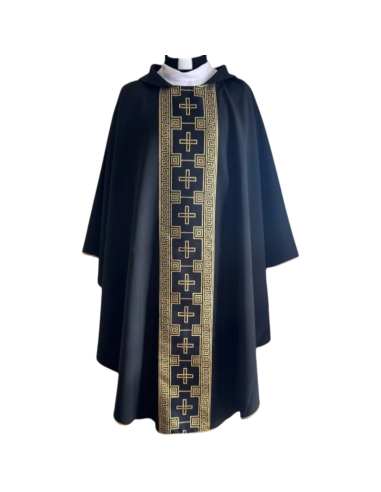 Casulla negra Día de Todos los Santos