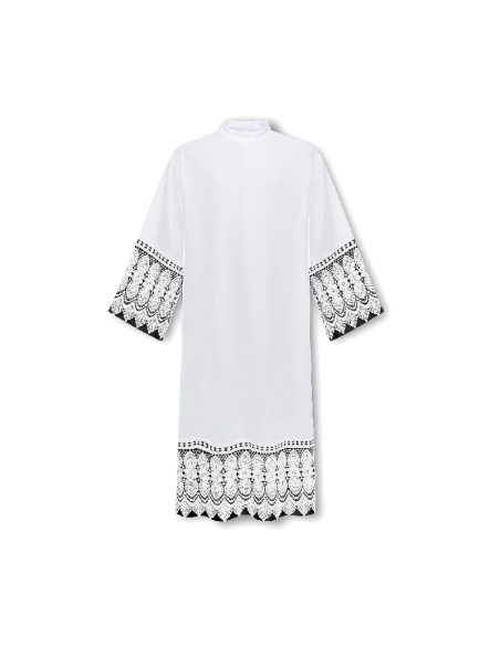 Alba con forro y encaje