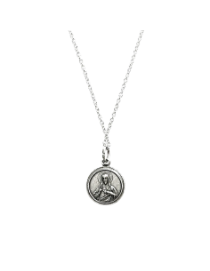 Silver-plated scapular necklace with 9 mm medal, a discreet and elegant religious design.