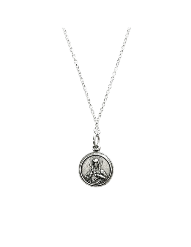 Collar escapulario chapado en plata con medalla de 9 mm, diseño discreto y elegante de inspiración religiosa.