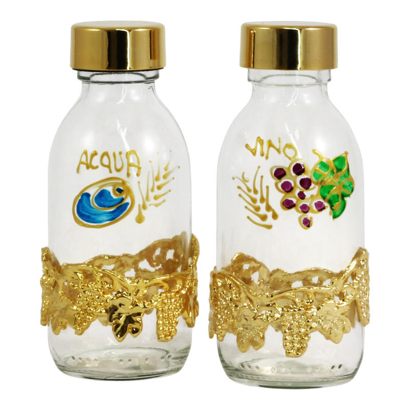 Botellas litúrgicas doradas