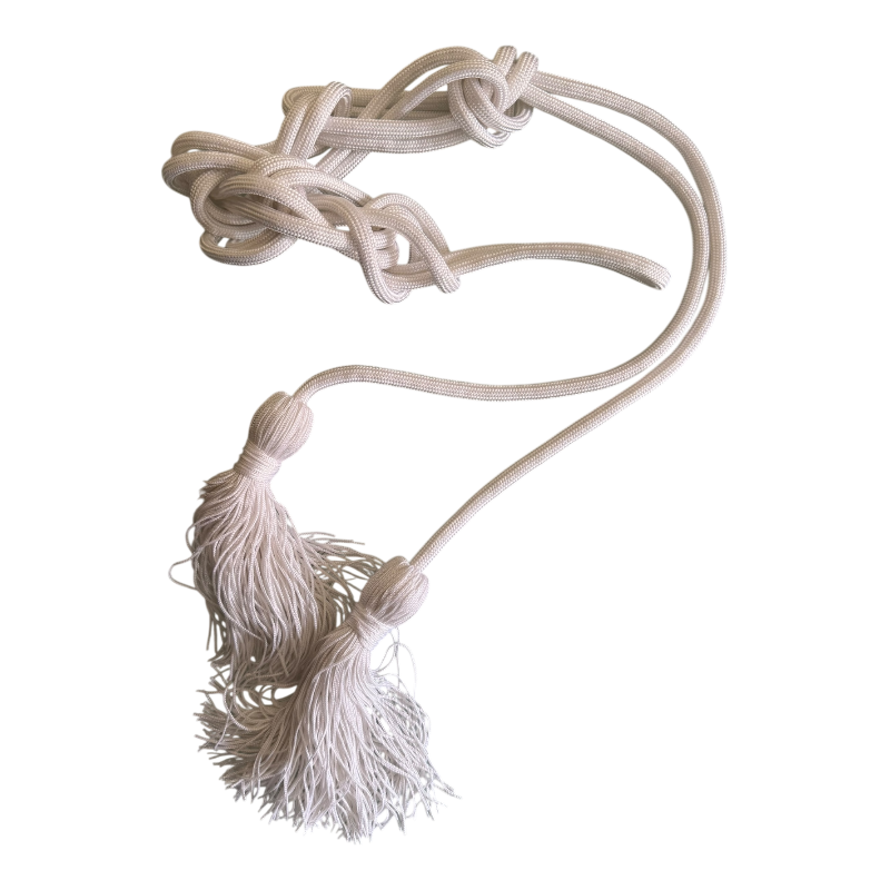 Cíngulo blanco para sacerdote