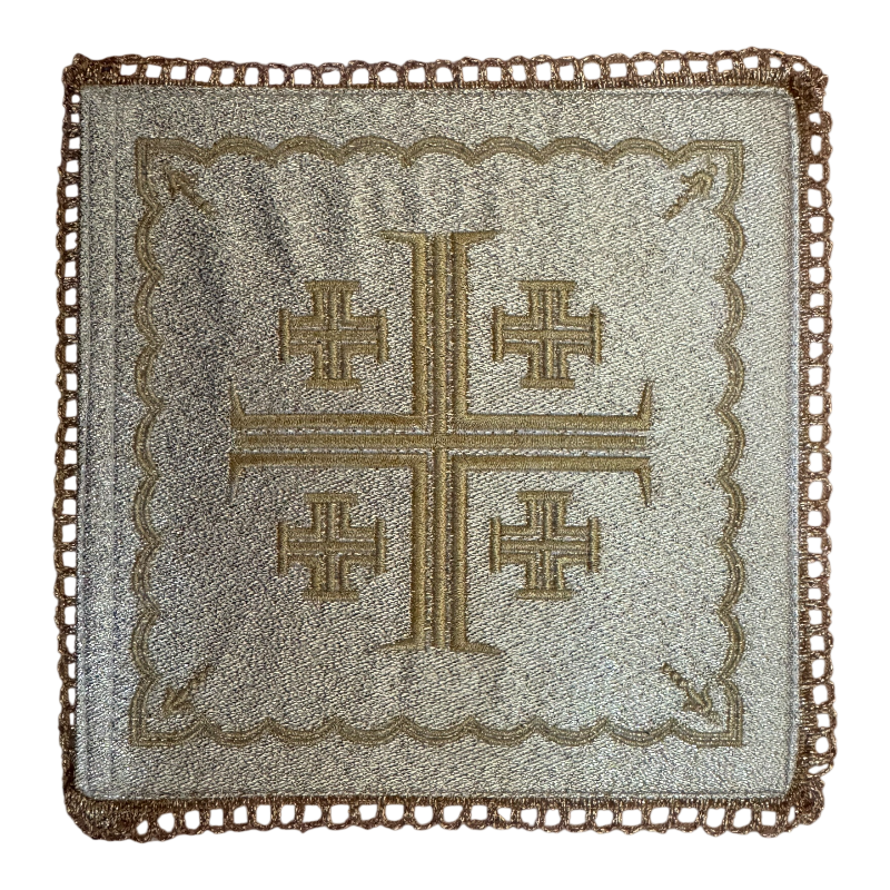 Palia sacerdotal dorada